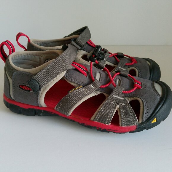 KEEN Children's Waterproof Activewear Sandals Shoes Size 2 Little Kid Gray Red - Picture 2 of 14